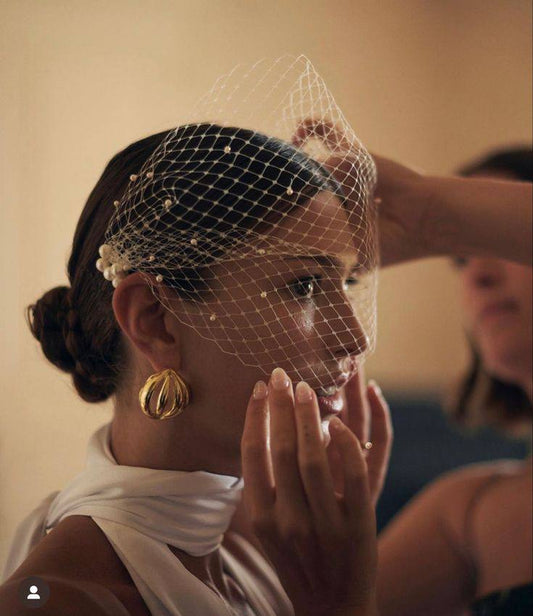 SELENA VEIL
