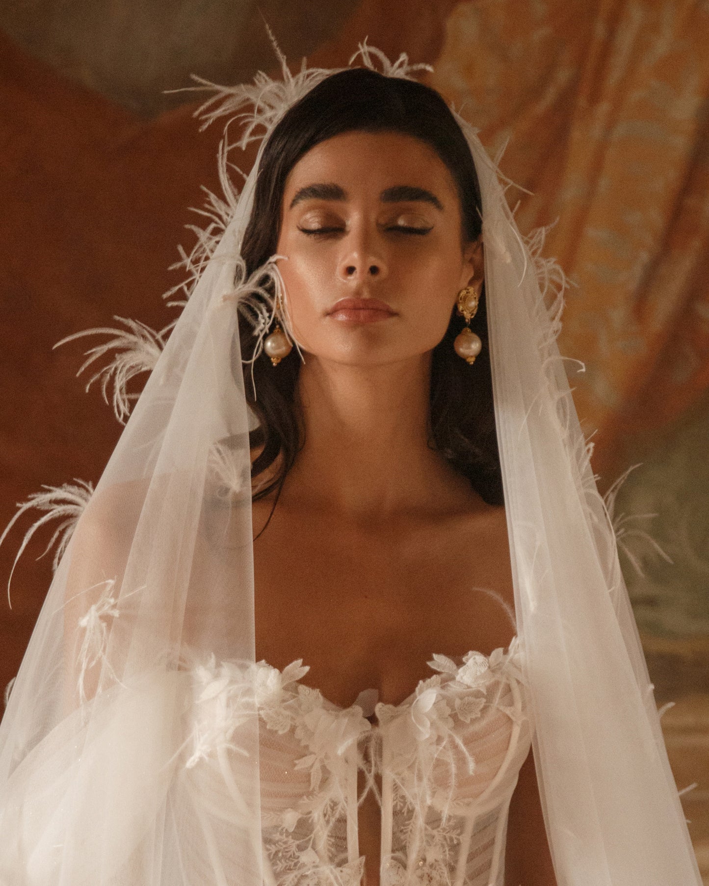 MELIA VEIL